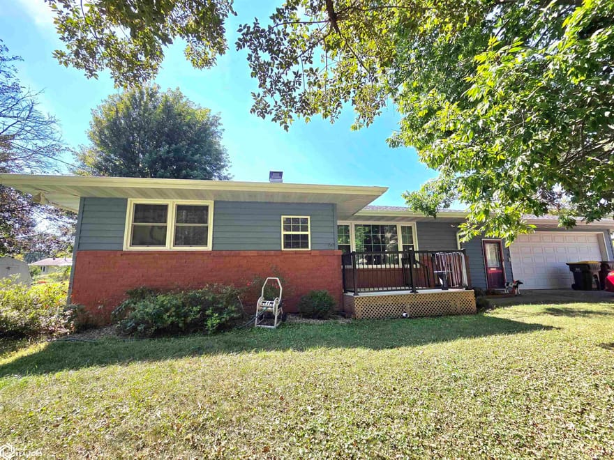 410 S Jackson Street, Osceola, Iowa