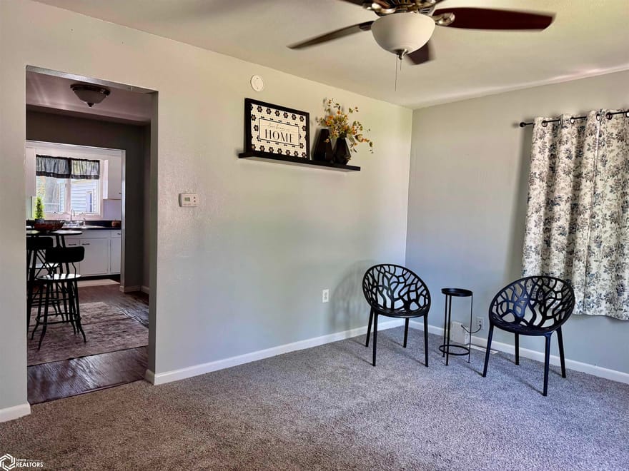 1106 10th Ave E, Oskaloosa, Iowa