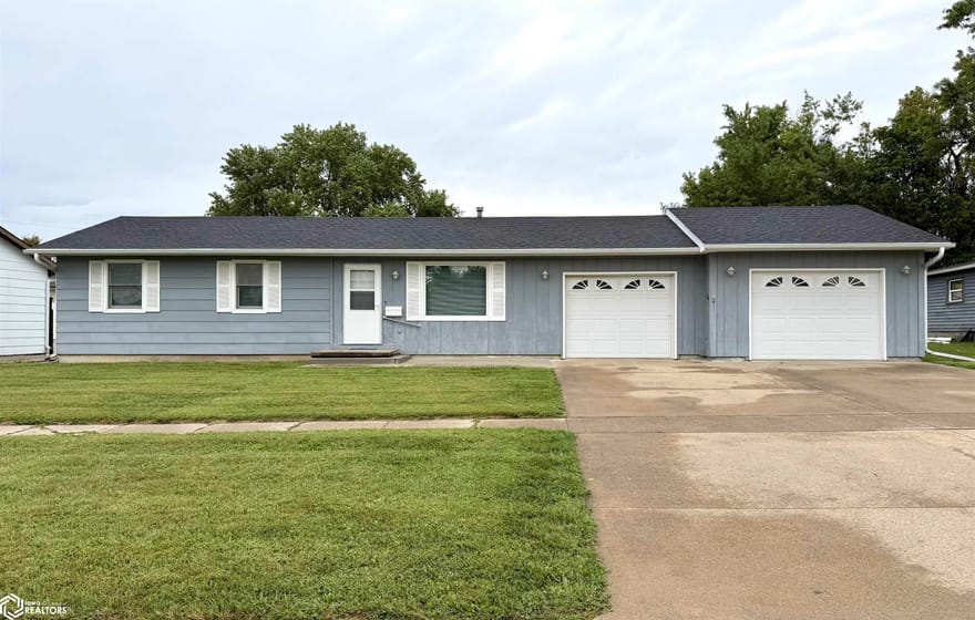 1223 Roland Avenue, Chariton, Iowa