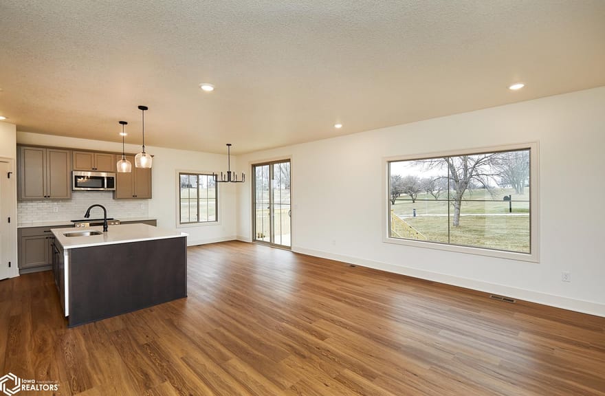248 Manor Drive, Osceola, Iowa