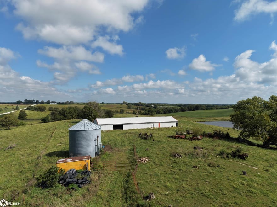 Miami St, Murray, Iowa