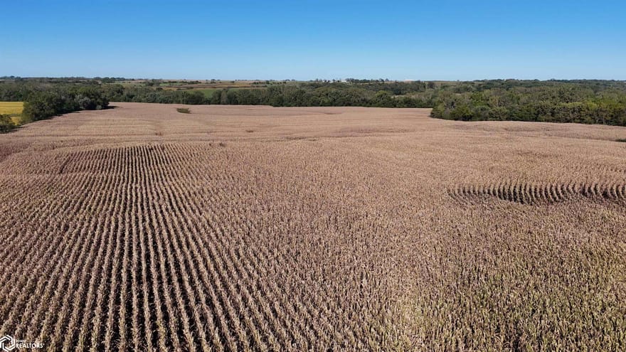 County Highway P33, Mount Ayr, Iowa