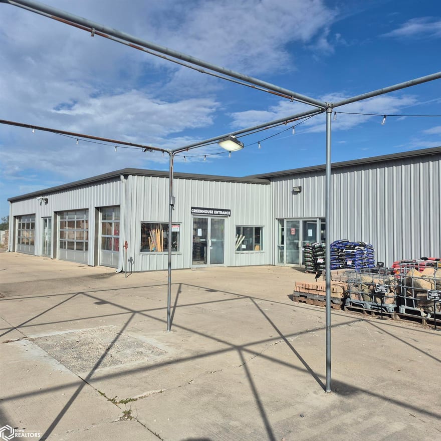 2857 N Court Rd., Ottumwa, Iowa