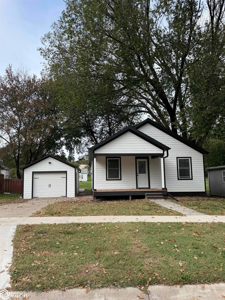 419 N 2nd Street, Oskaloosa, Iowa
