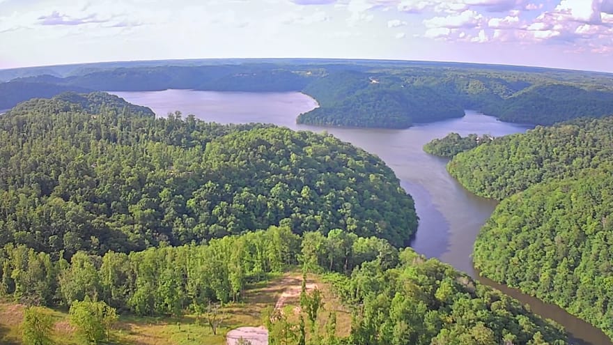 Peninsulas Edge Dr, Smithville, Tennessee