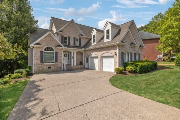 2701 N Highlands Dr, Nashville, Tennessee