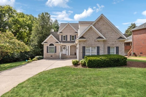 2701 N Highlands Dr, Nashville, Tennessee