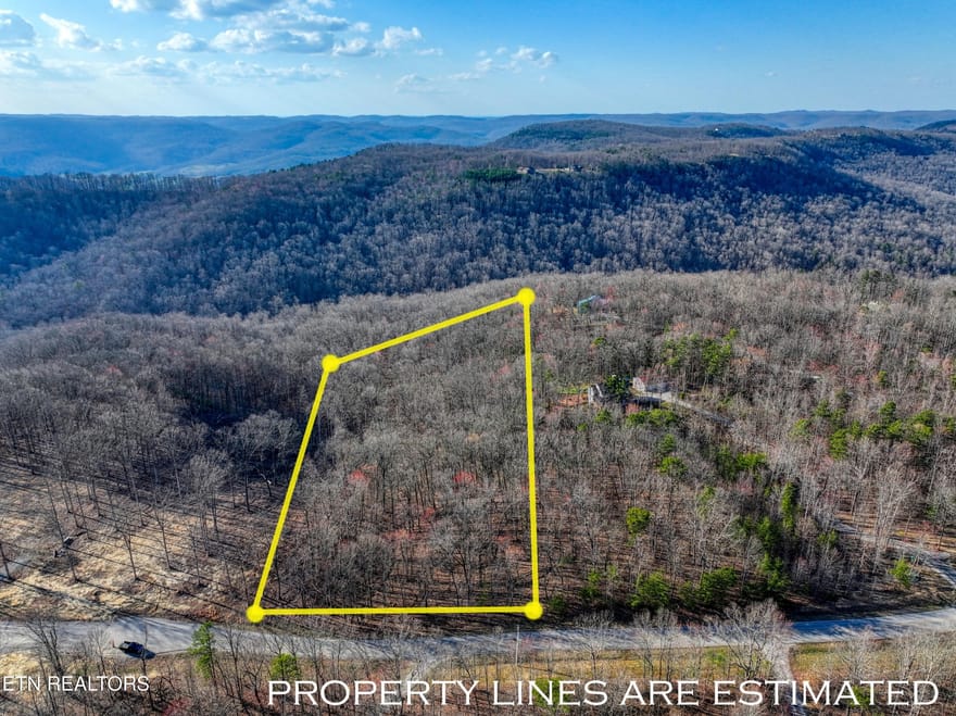 616 Cumberland Cove Rd, Monterey, Tennessee