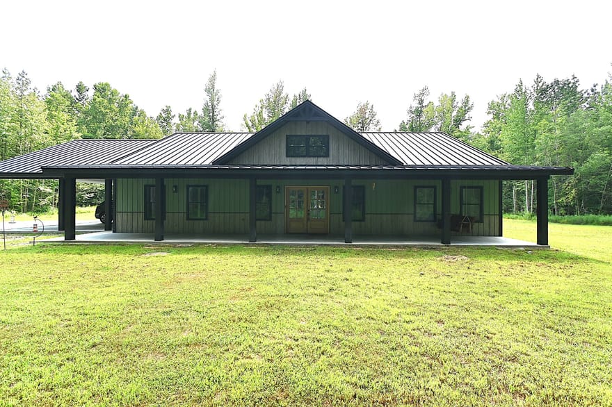 4897 Lick Creek Rd, Linden, Tennessee