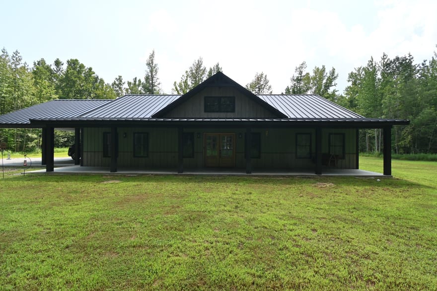 4897 Lick Creek Rd, Linden, Tennessee