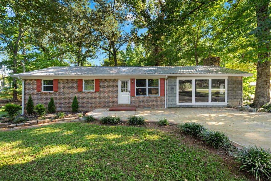 125 Dogwood Dr, Huntland, Tennessee