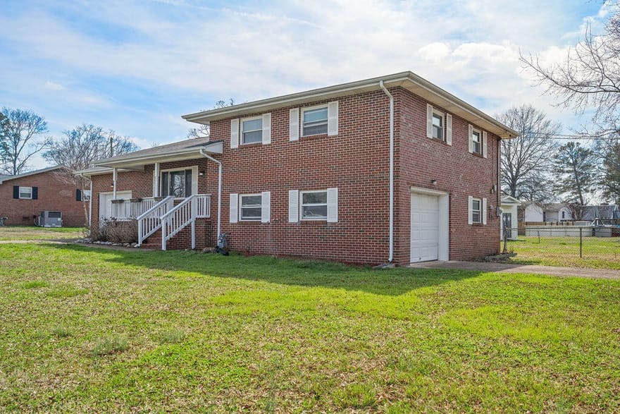 31 Jackson Way, Fort Oglethorpe, Georgia