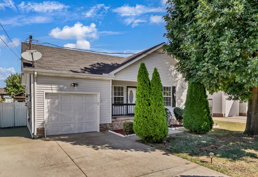 137 Union Hall Rd, Clarksville, Tennessee