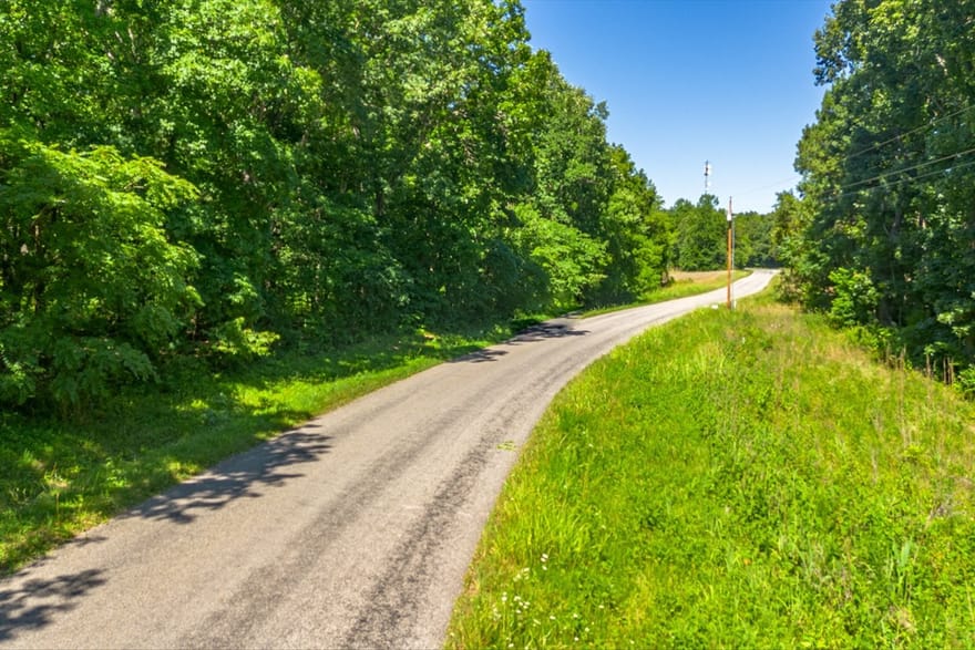 Chestnut Ridge Rd, Santa Fe, Tennessee
