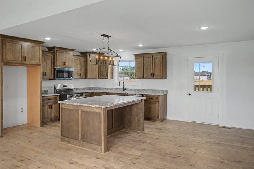 137 Martha Circle, Lafayette, Tennessee