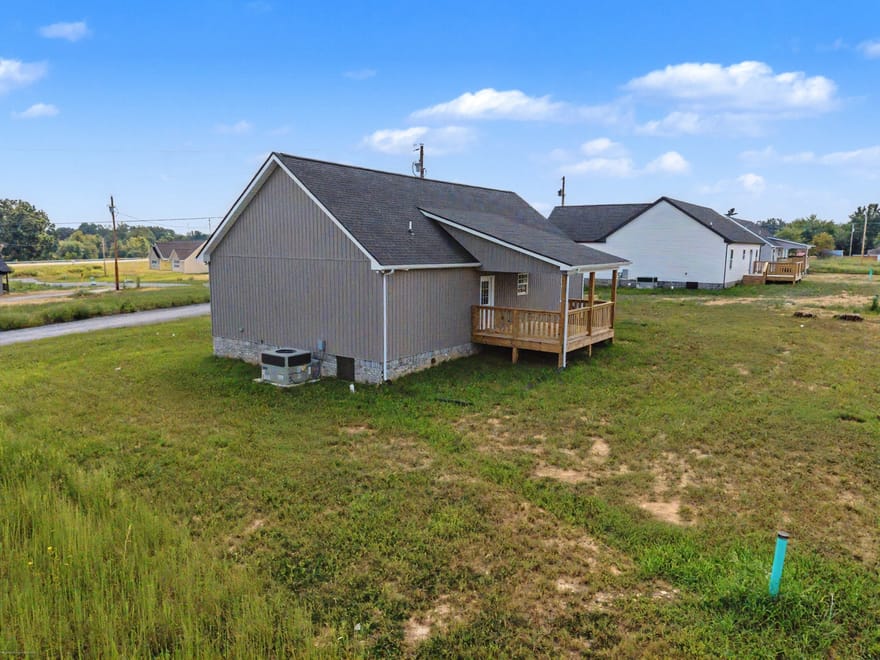 137 Martha Circle, Lafayette, Tennessee