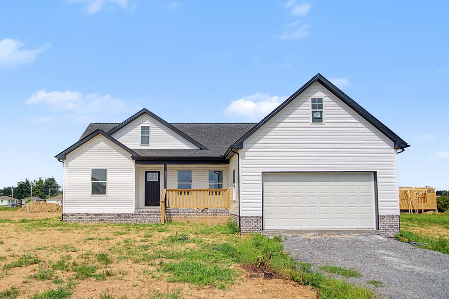 133 Martha Circle, Lafayette, Tennessee
