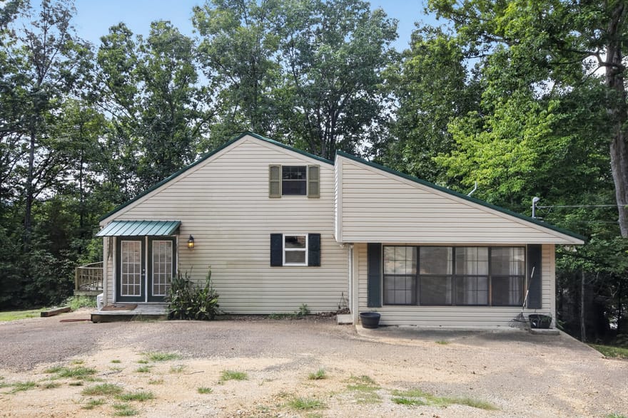187 Sweetbrier Dr, Decaturville, Tennessee