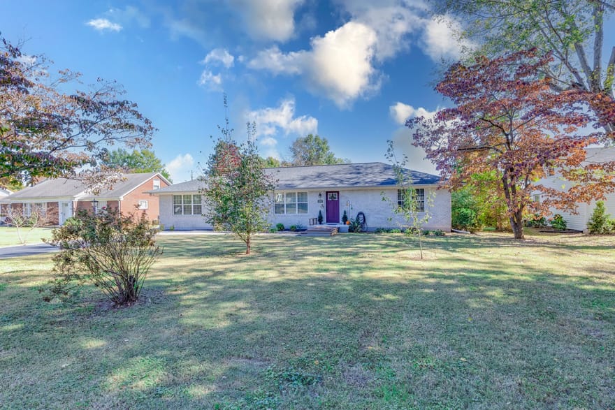 220 Parkes Ave, Lawrenceburg, Tennessee