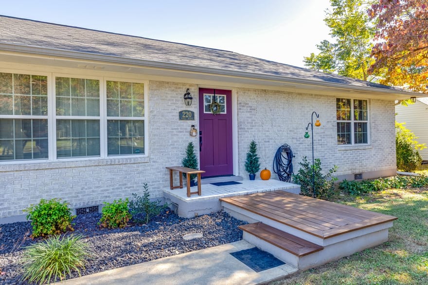 220 Parkes Ave, Lawrenceburg, Tennessee