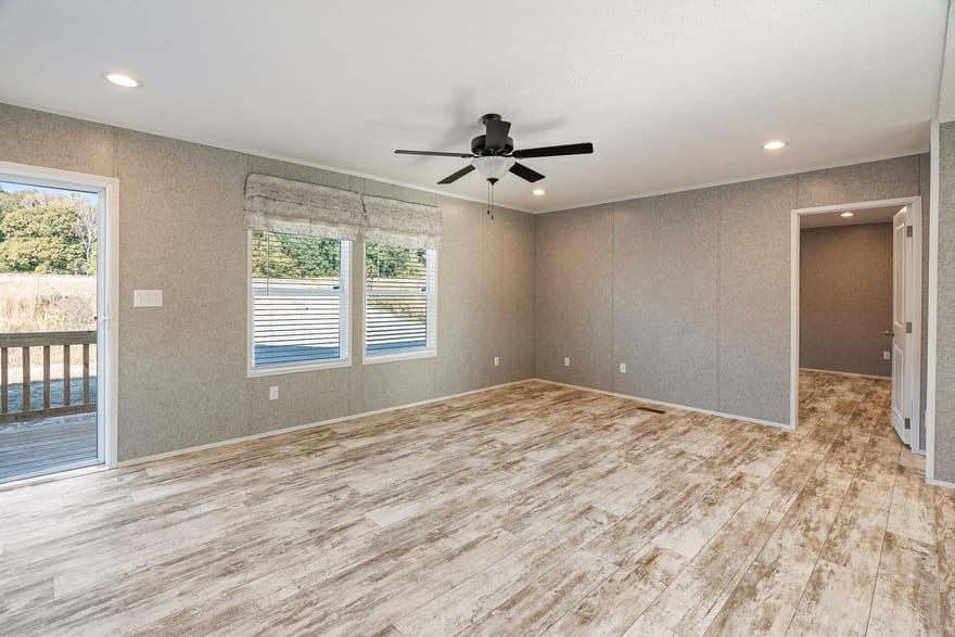 395 Busby Rd, Loretto, Tennessee