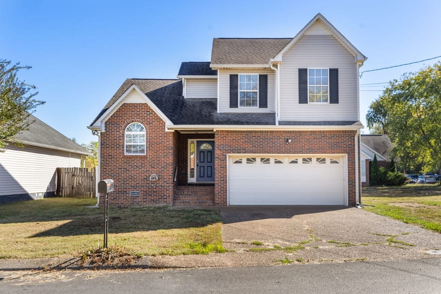 1769 University Dr, Columbia, Tennessee
