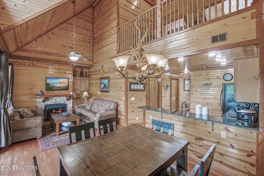 460 Big Bear Way, Pigeon Forge, Tennessee