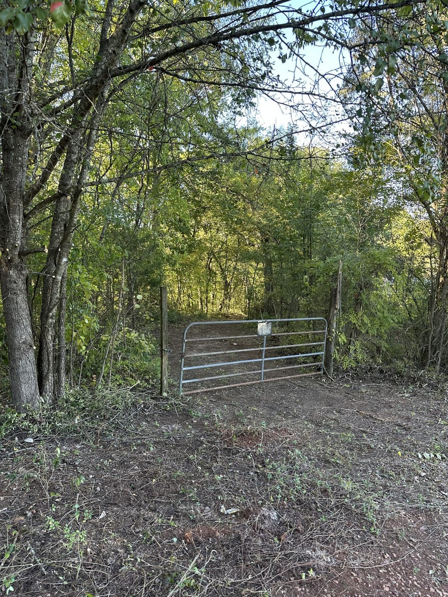 4228 Sweetwater Vonore Rd, Sweetwater, Tennessee