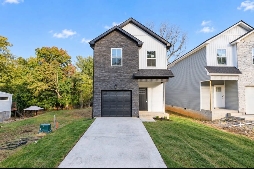 811 Gracey Ave, Clarksville, Tennessee