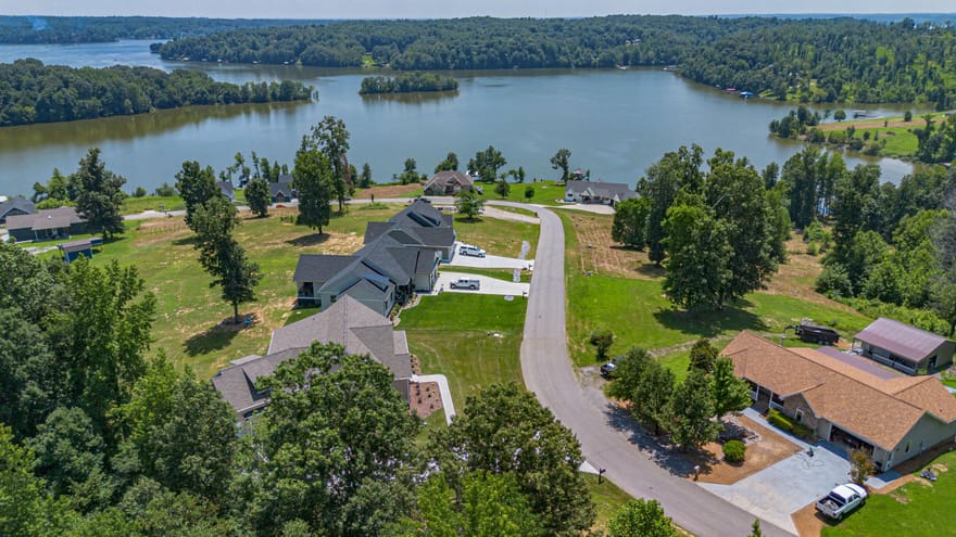 1011 Kelsey Jo Lane, Eddyville, Kentucky