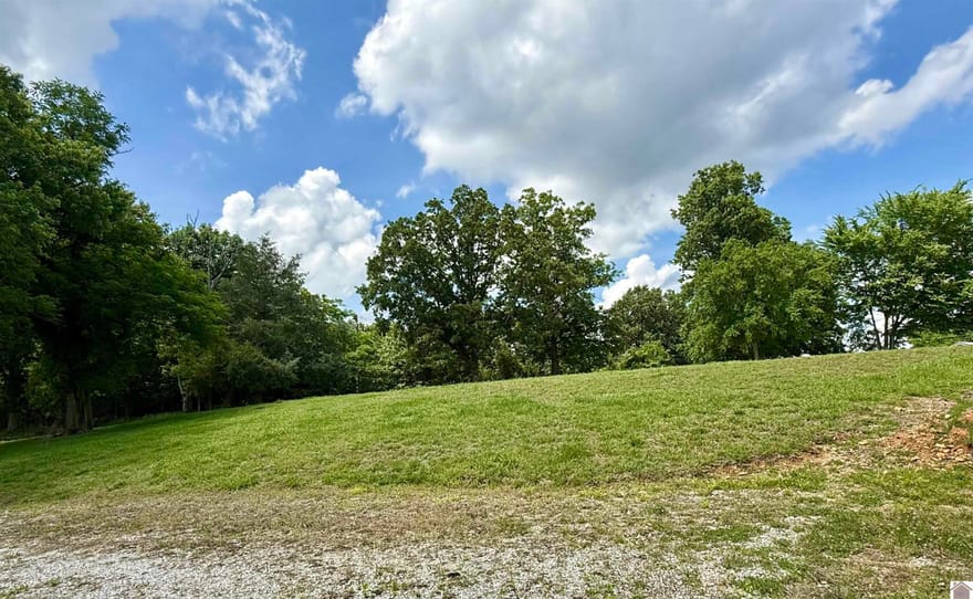 42 Meadowlark Lane, Eddyville, Kentucky