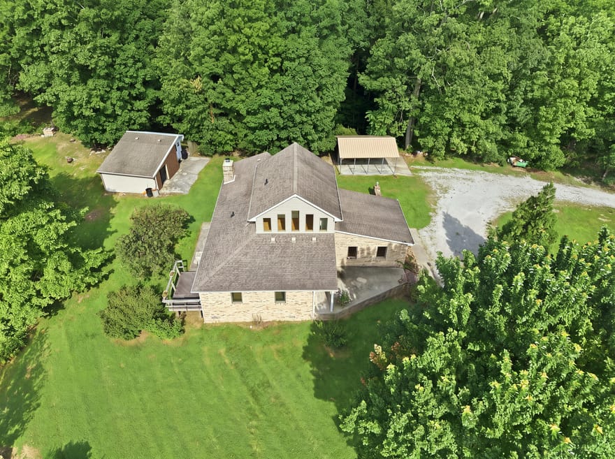 830 Narrow Gap Road, Paint Lick, Kentucky