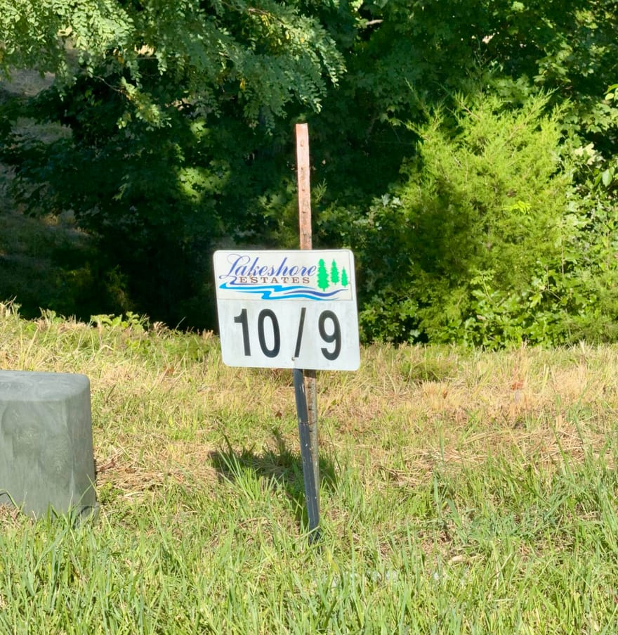 Lot 9 & 10 Oak View Lane, Eddyville, Kentucky