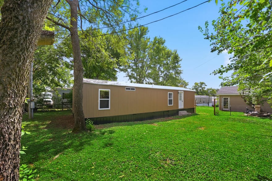 161 Cool Breeze Drive, Nicholasville, Kentucky