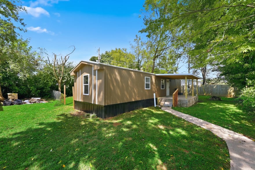 161 Cool Breeze Drive, Nicholasville, Kentucky