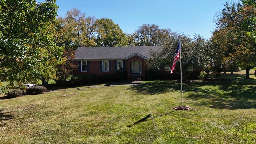 136 Lake Country Road, Nicholasville, Kentucky