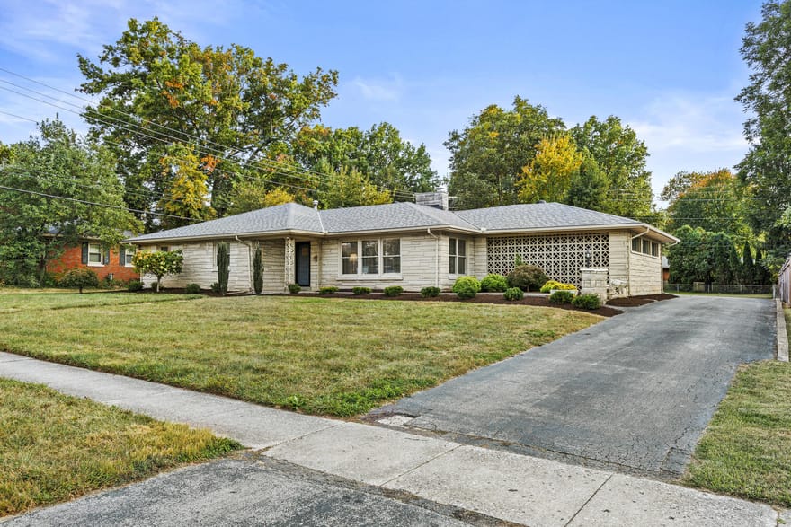 1172 Lane Allen Road, Lexington, Kentucky