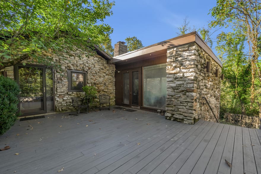 8641 Adams Lane, Lexington, Kentucky
