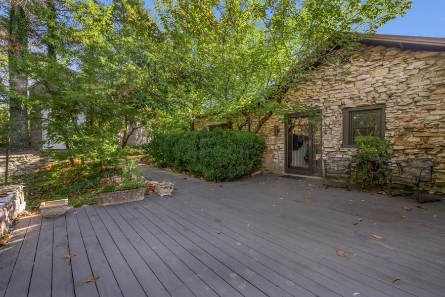 8641 Adams Lane, Lexington, Kentucky