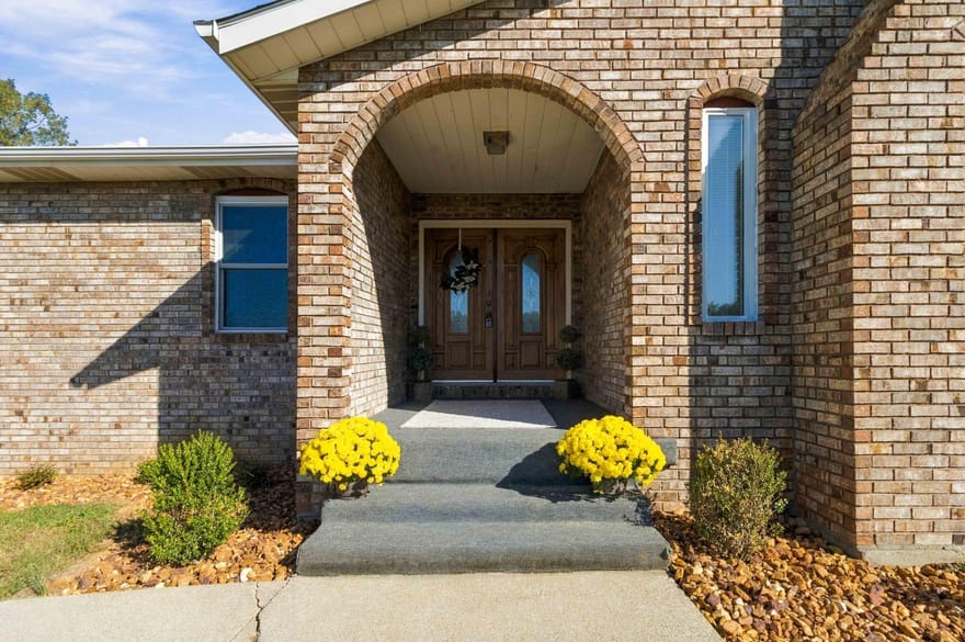 2270 Oak Hill Road, Somerset, Kentucky