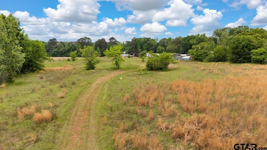 Cr 2121, Longview, Texas
