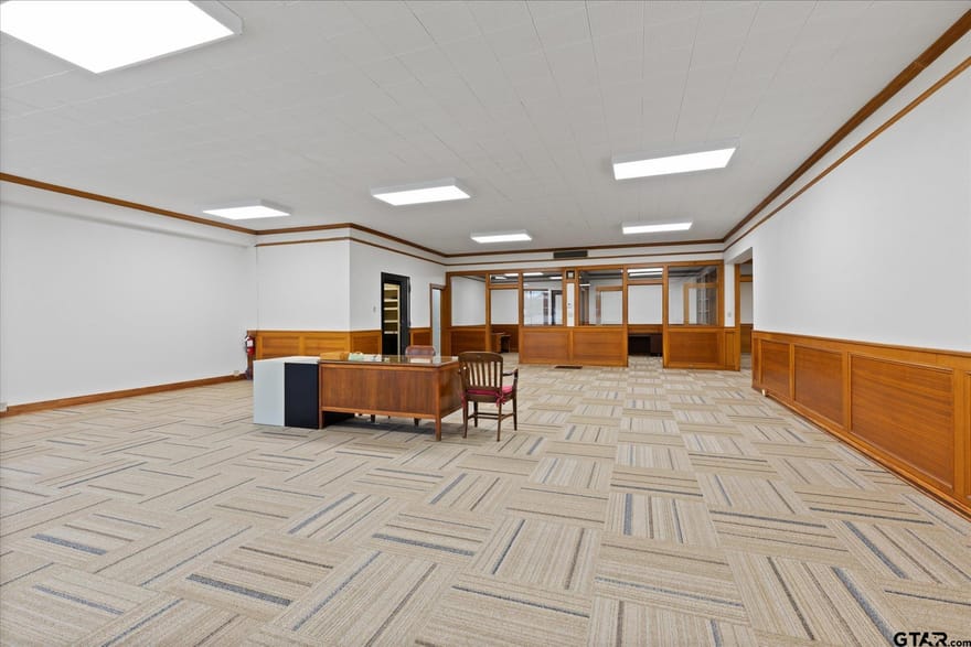 107 W Rusk, Marshall, Texas