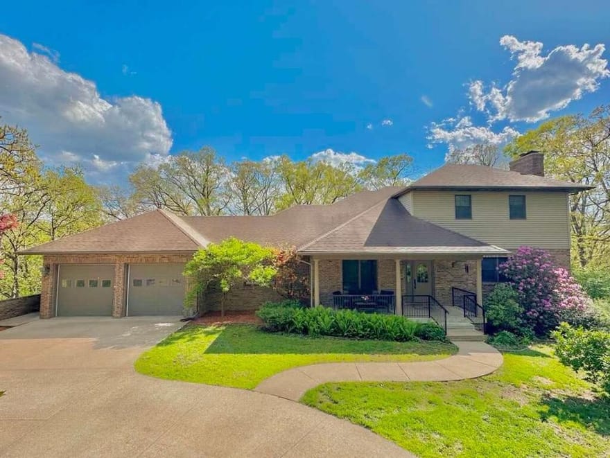 19544 Sunset Trail, Kirksville, Missouri