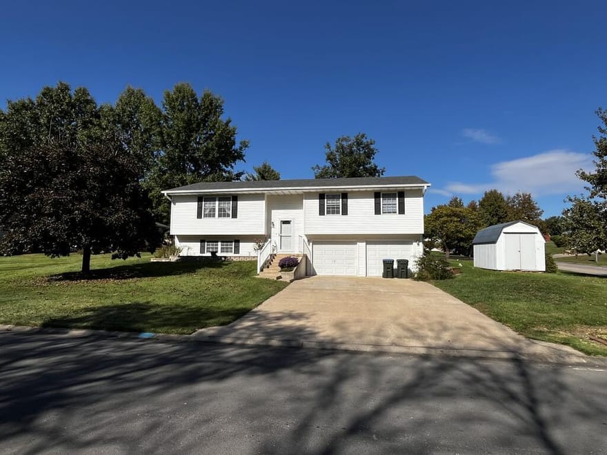 1407 Queens Road, Kirksville, Missouri