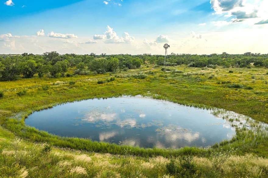 County Rd 106, Castell, Texas