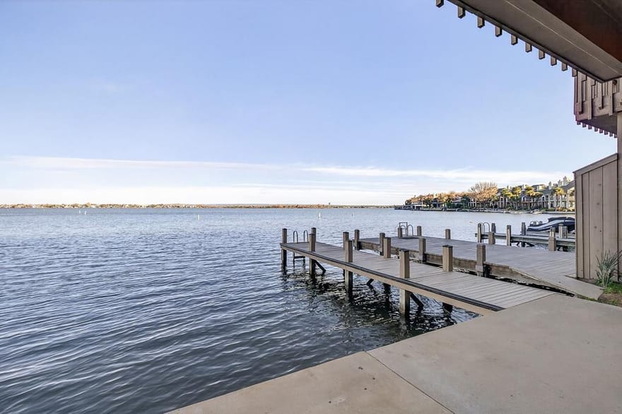 104 Island Dr, Horseshoe Bay, Texas