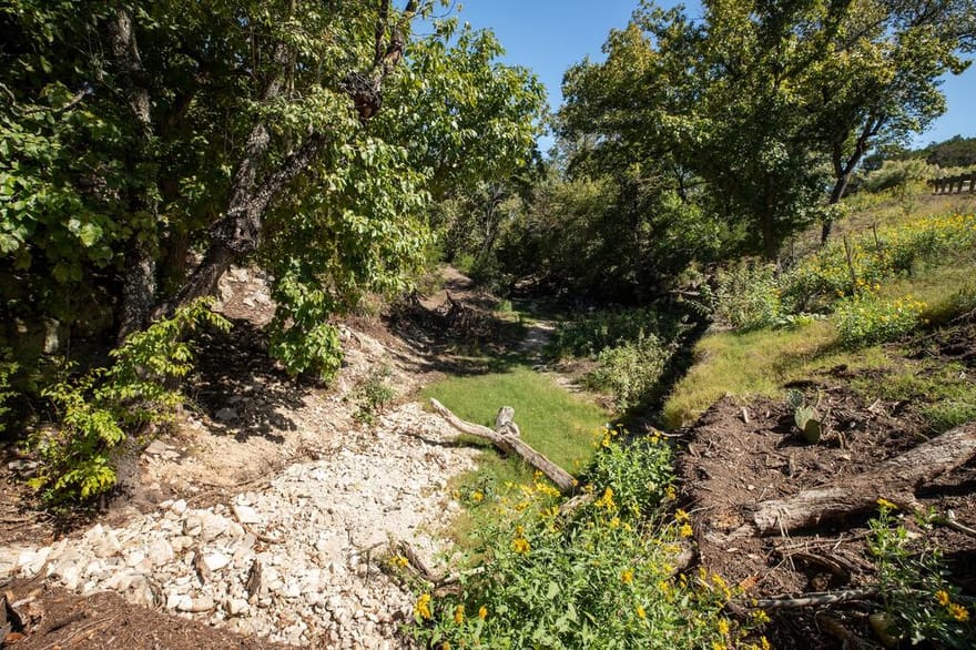1114 N Cattlemans Crossing Dr, Kerrville, Texas