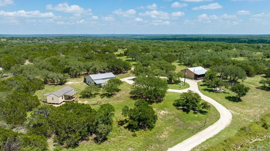 221 Coyote Trail, Harper, Texas