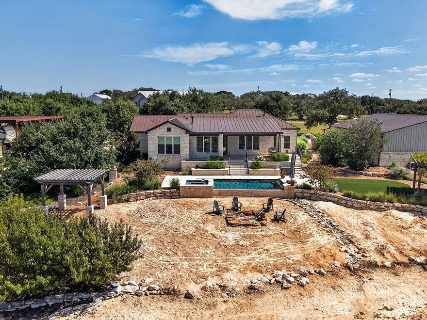 13 Greco Bend, Sisterdale, Texas