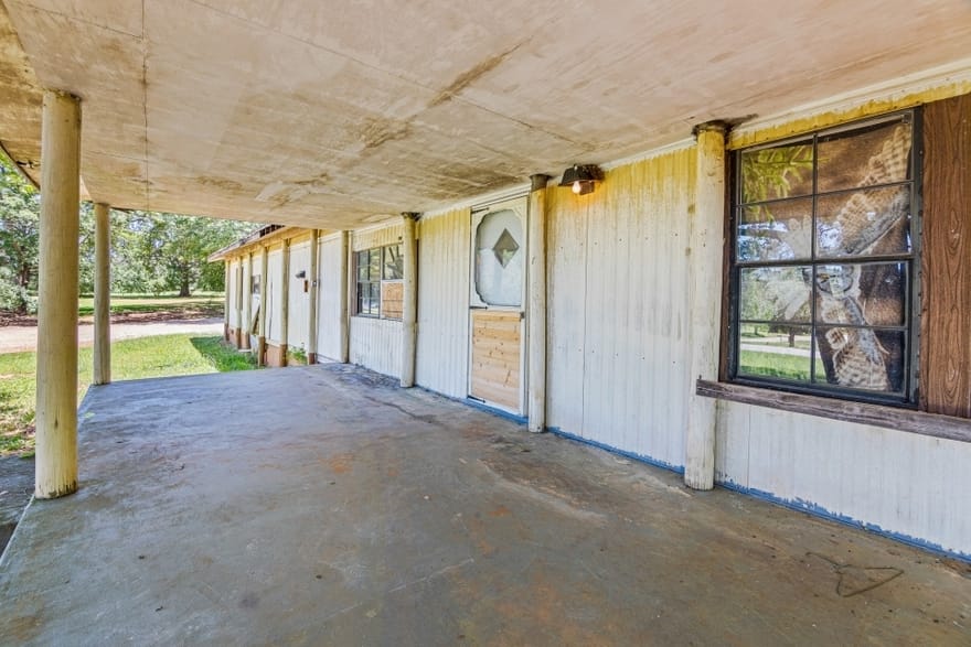 1302 N Mcdonough Road, Griffin, Georgia